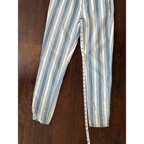 American Eagle Blue and White Pinstriped Mom Jeans Size 00 - Picture 5 of 12